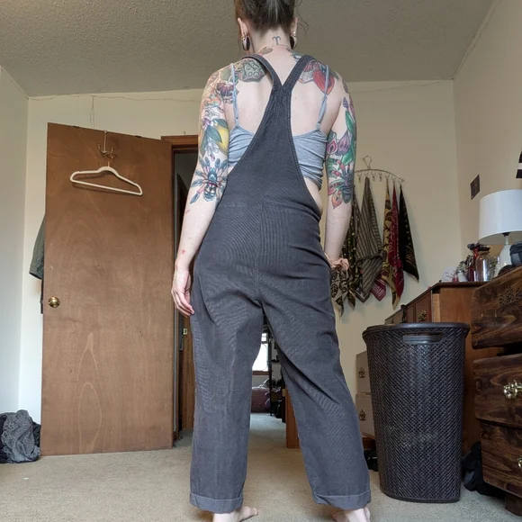 Aerie Gray Corduroy Overalls - Picture 2 of 8